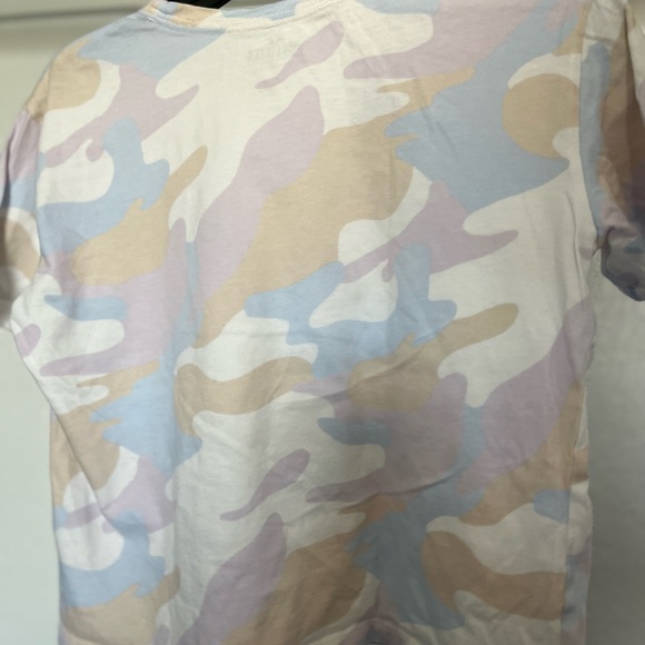 Hollister camo shirt - Picture 2 of 2